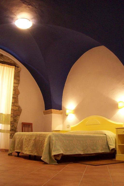 Sa Balza Guest House บอซา ภายนอก รูปภาพ